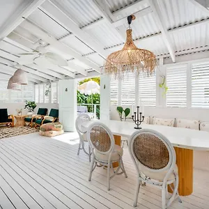 Palm Springs In Prime Location Holiday home